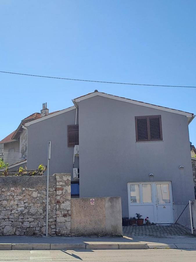 Appartamento Konoba Yan Pola Esterno foto